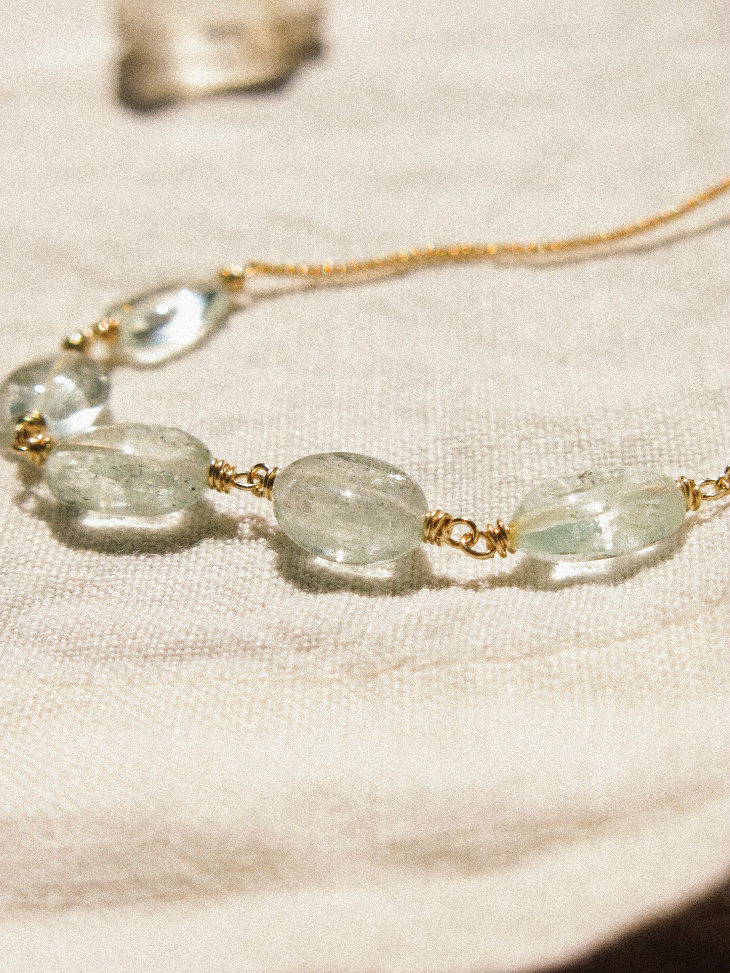 Smooth Oval Aquamarine Short Choker Necklace in 14K Gold Fill, March birthstone, Layering Necklace, Minimalist Jewelry, Translucent Gemstone
