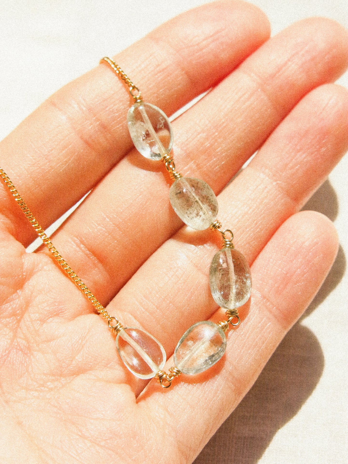 Smooth Oval Aquamarine Short Choker Necklace in 14K Gold Fill, March birthstone, Layering Necklace, Minimalist Jewelry, Translucent Gemstone