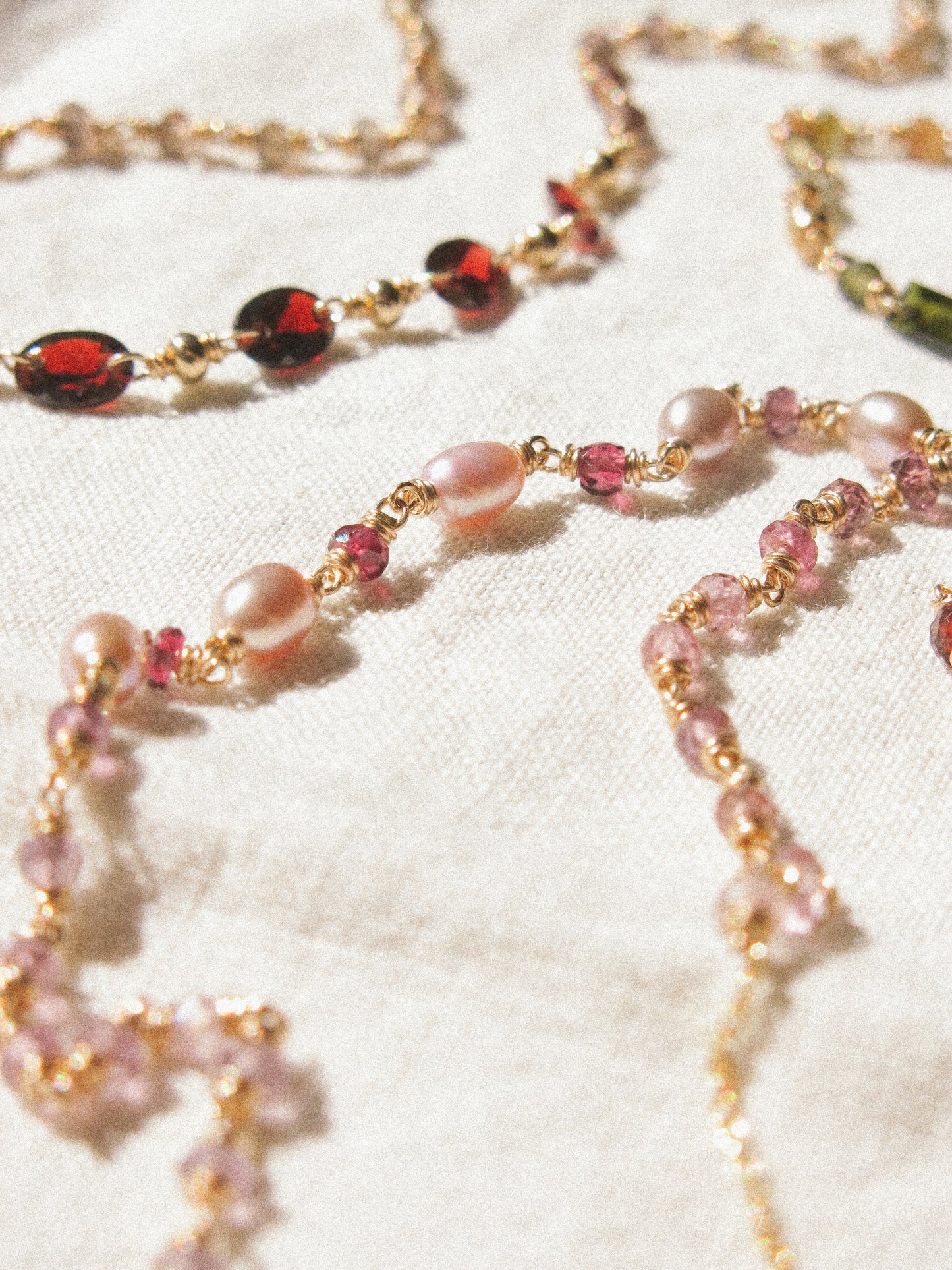 Delicate Choker Necklace with Rainbow Purple Pearls and and AAA Ombré Spinel, 14K Gold Fill