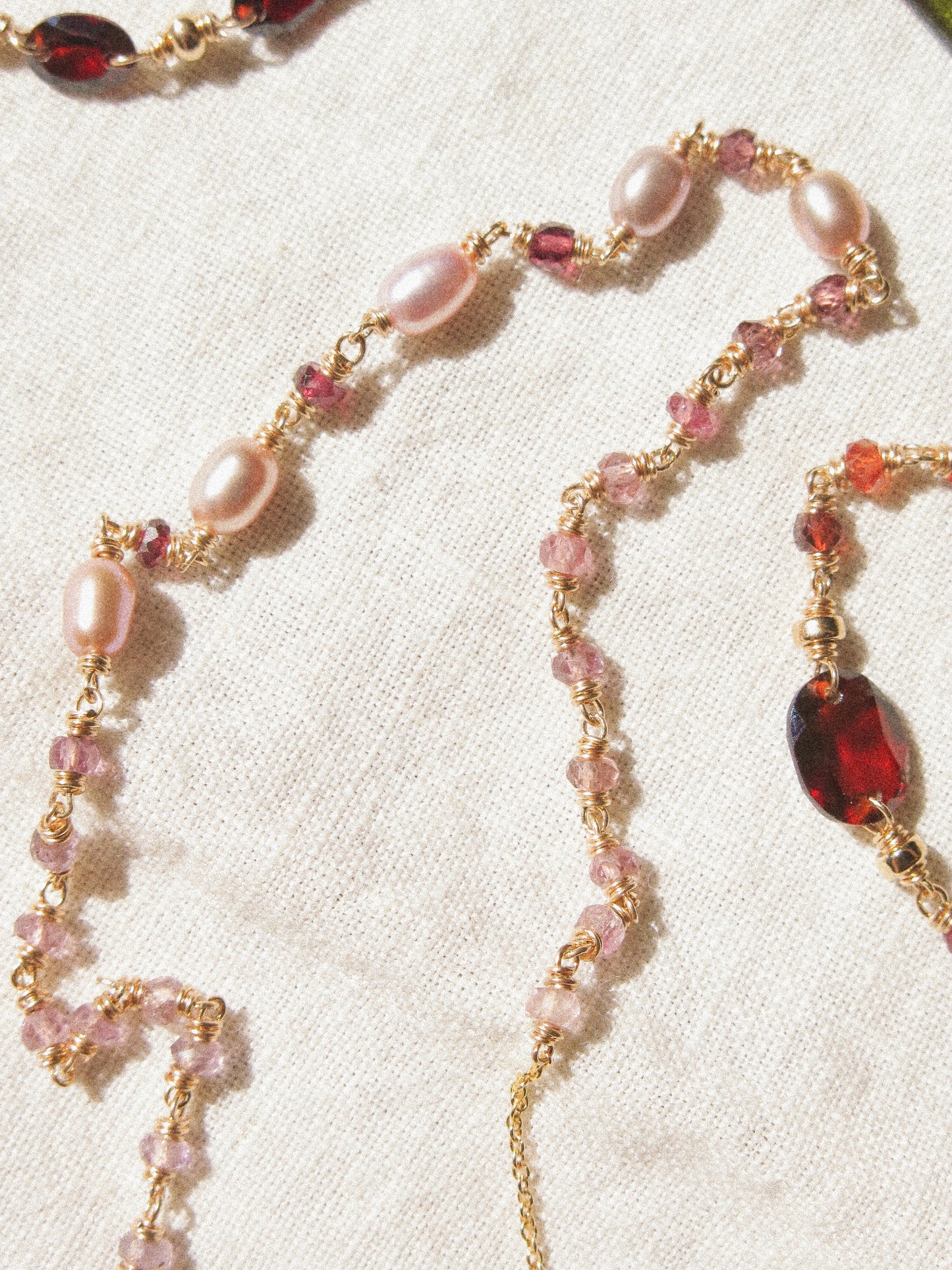 Delicate Choker Necklace with Rainbow Purple Pearls and and AAA Ombré Spinel, 14K Gold Fill