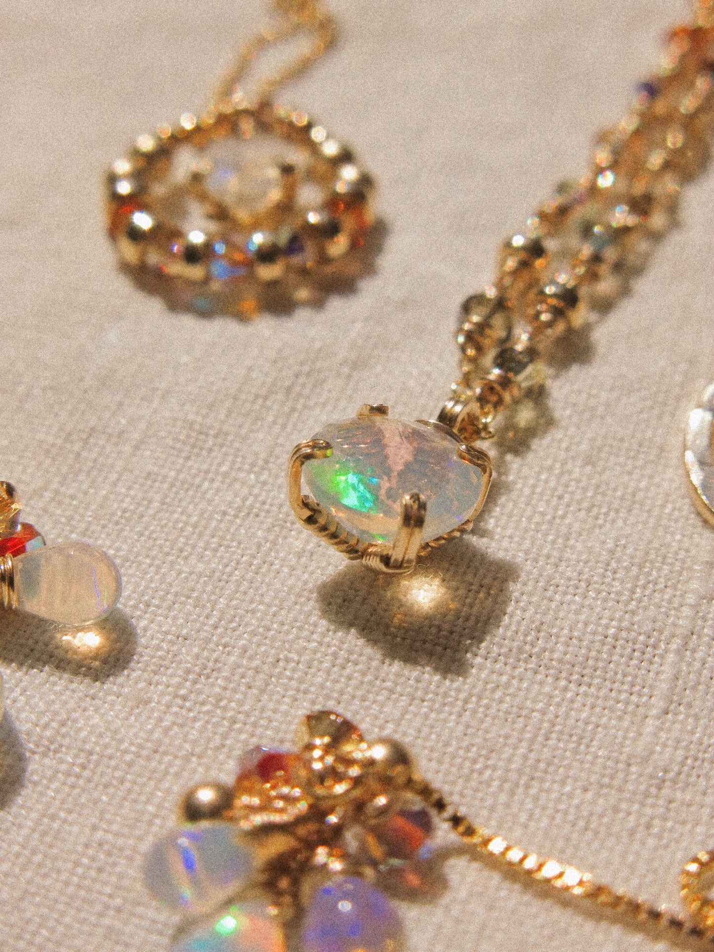 Faceted Round Ethiopian Welo Opal Ombré Necklace in Prong Setting, 14K Gold Fill