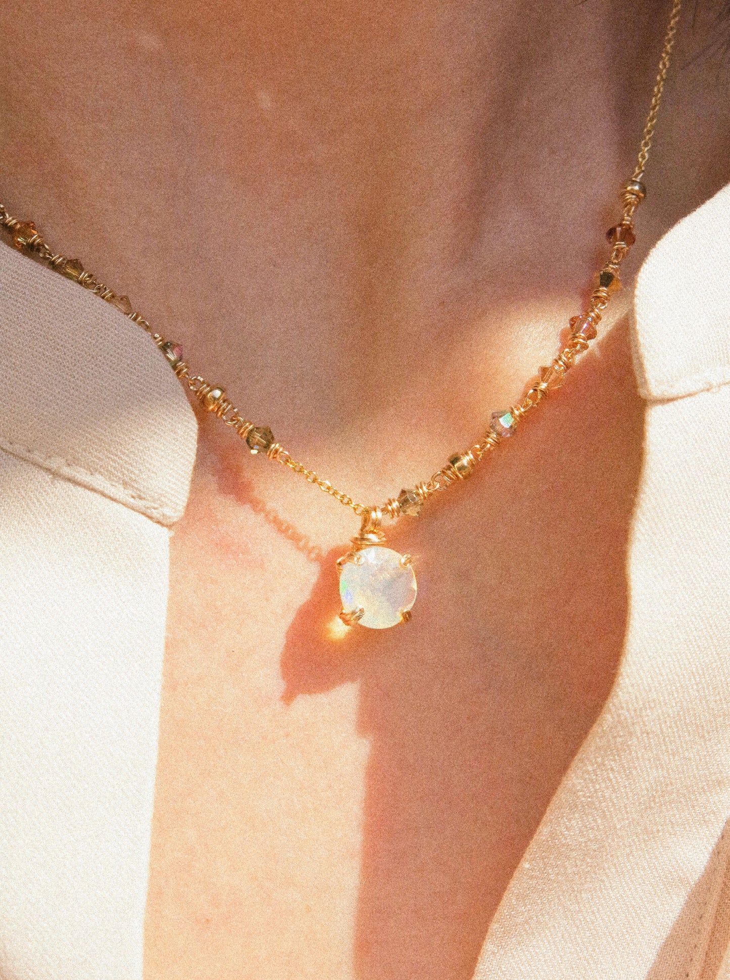 Faceted Round Ethiopian Welo Opal Ombré Necklace in Prong Setting, 14K Gold Fill