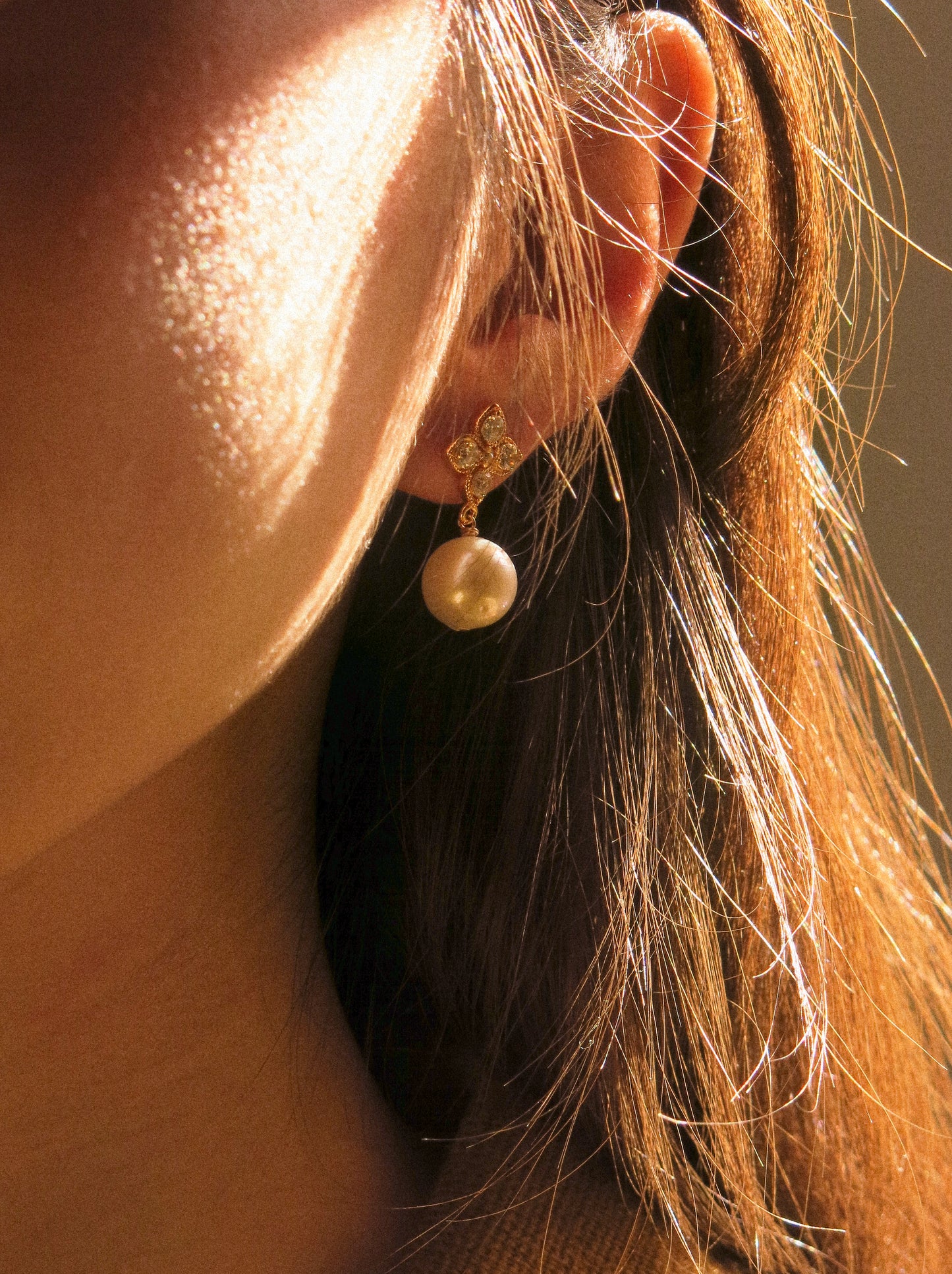 Clover Cubic Zirconia Post Earrings with White Round Edison Pearl, 925 Sterling Silver Post