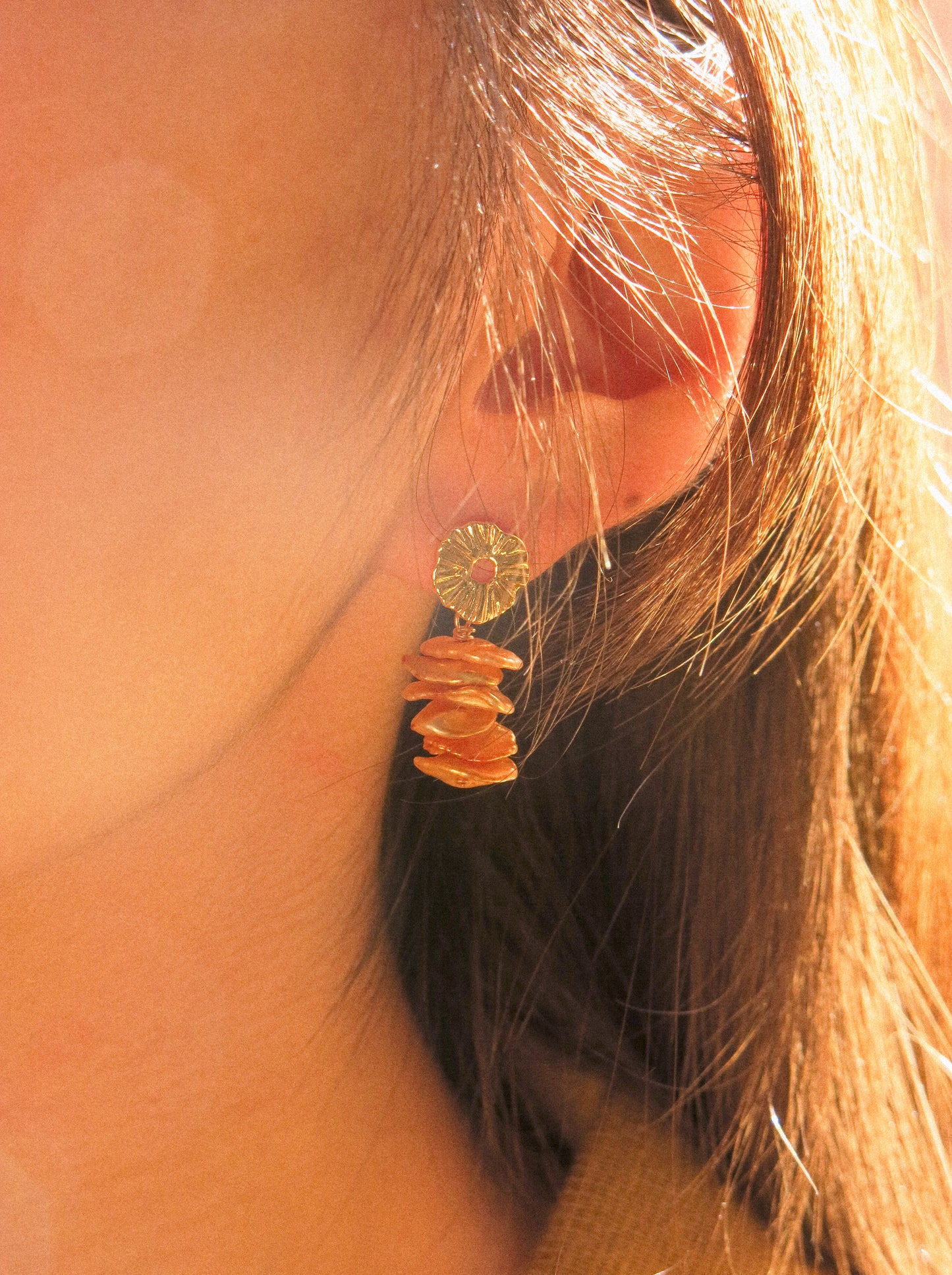 Lily Pad Circle Post Earrings with Gold Champagne Keshi Pearls, 925 Sterling Silver Post