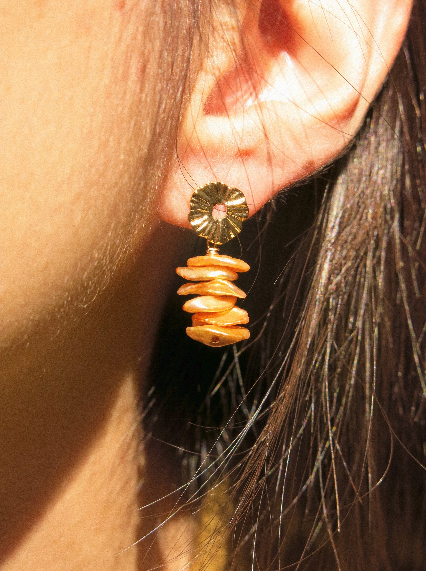 Lily Pad Circle Post Earrings with Gold Champagne Keshi Pearls, 925 Sterling Silver Post