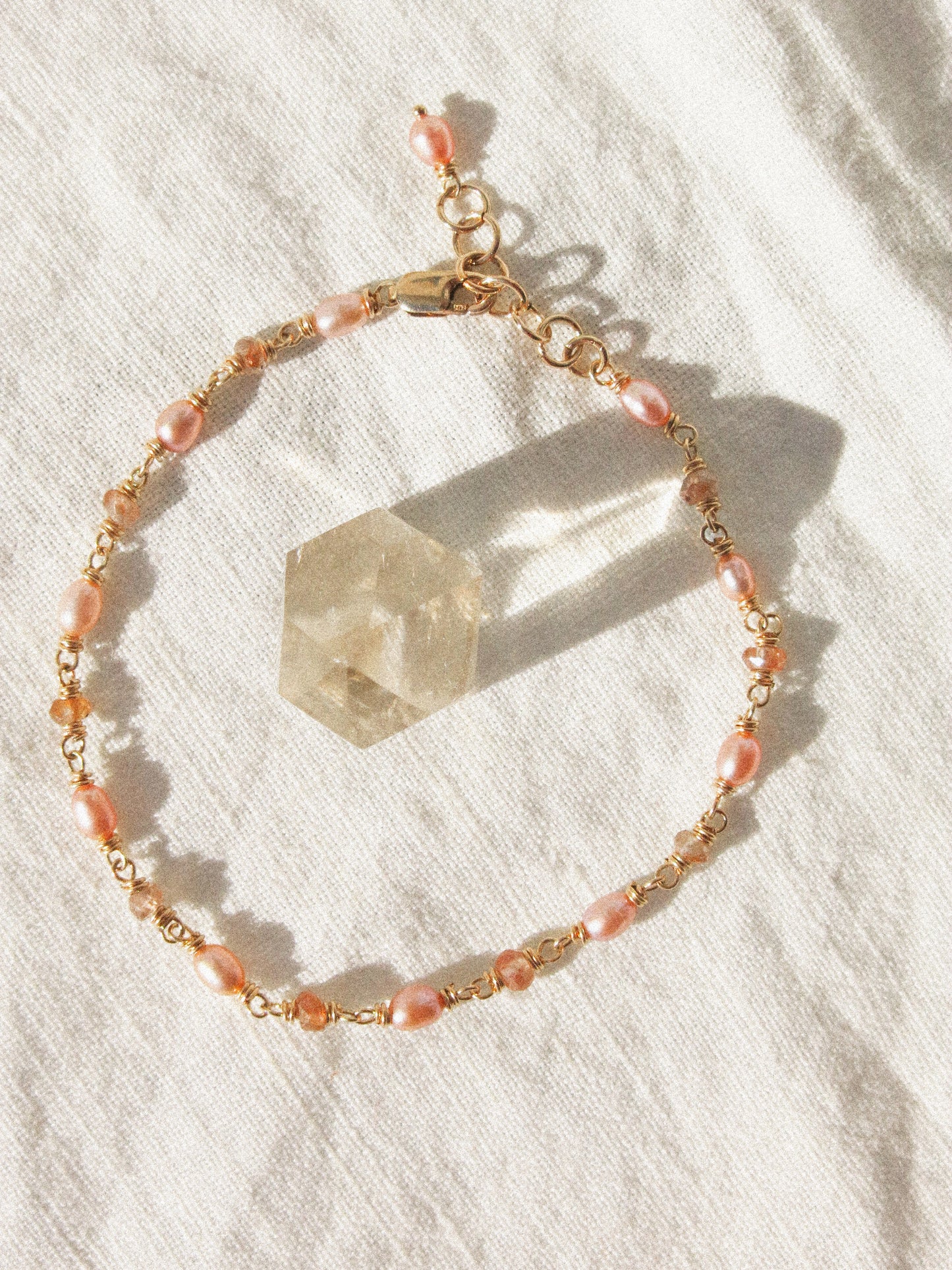 Pink Oval Pearl and Rose Champagne Zircon Delicate Bracelet