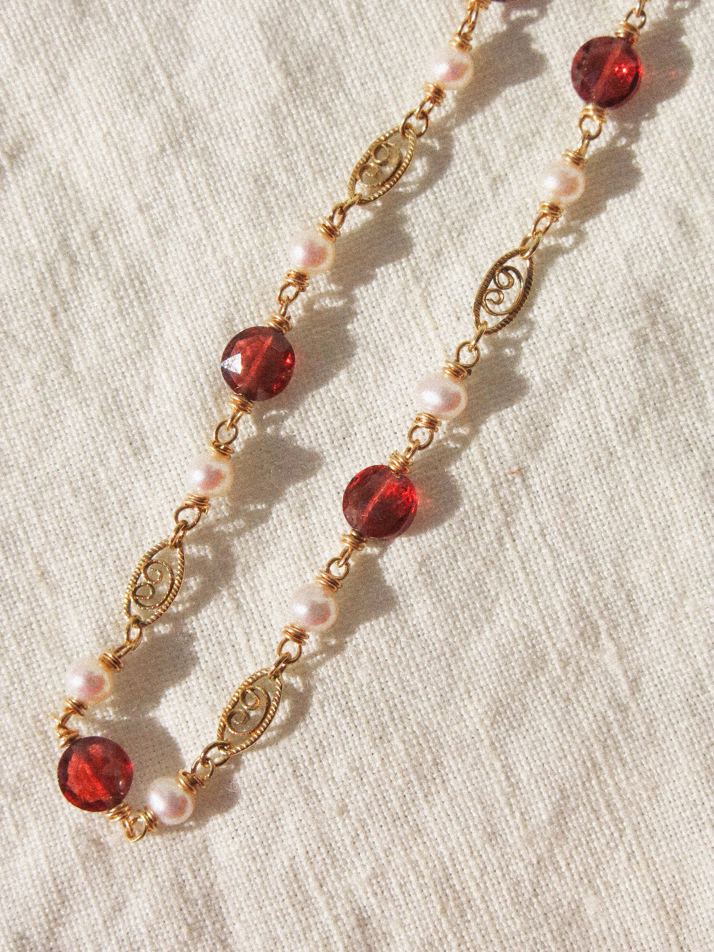 Mozambique Garnet and White Round Pearl Short Necklace with Figuree Links