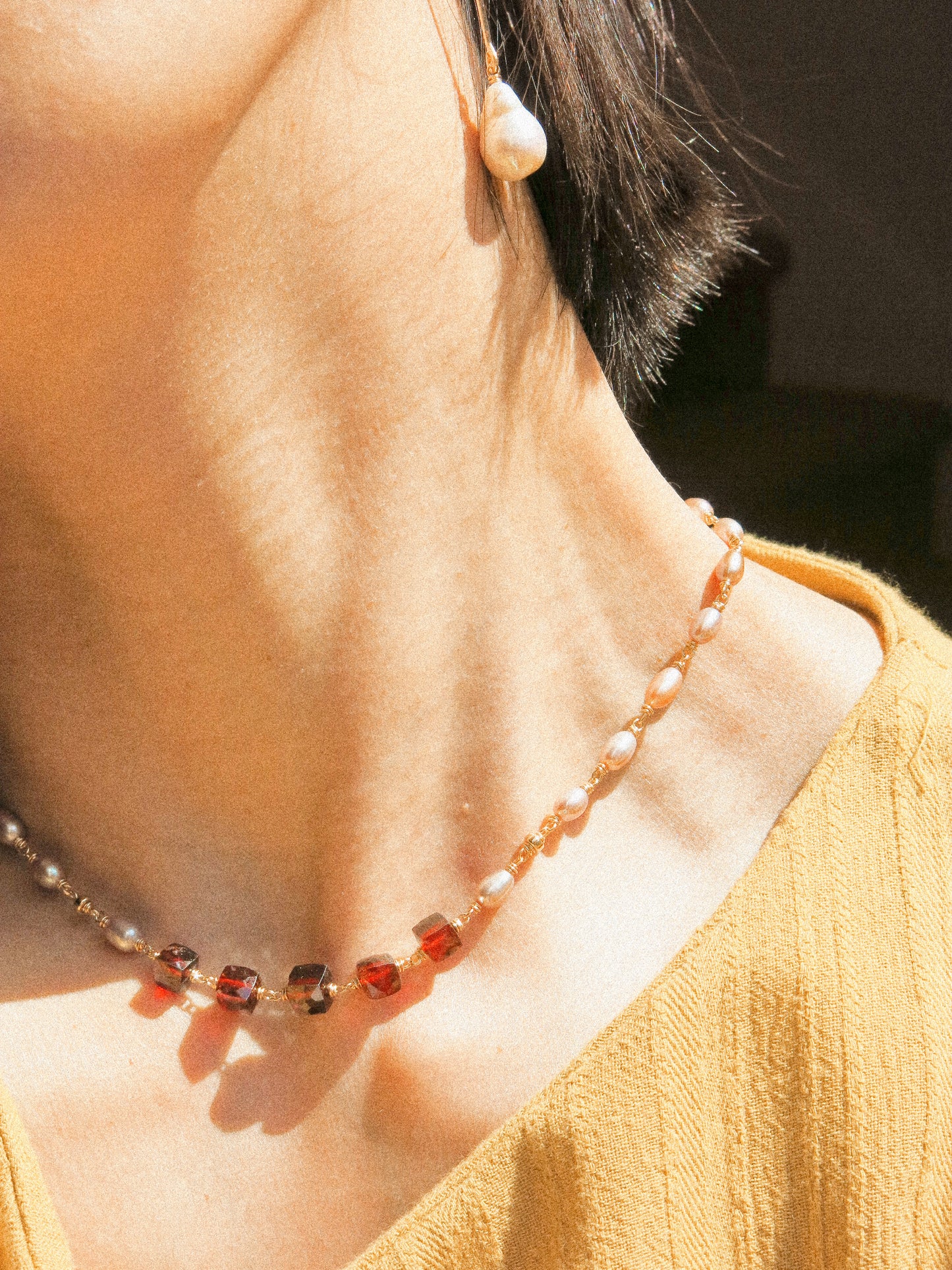 Rainbow Rice Pearl and Faceted Hessonite Garnet Cube Delicate Choker Necklace