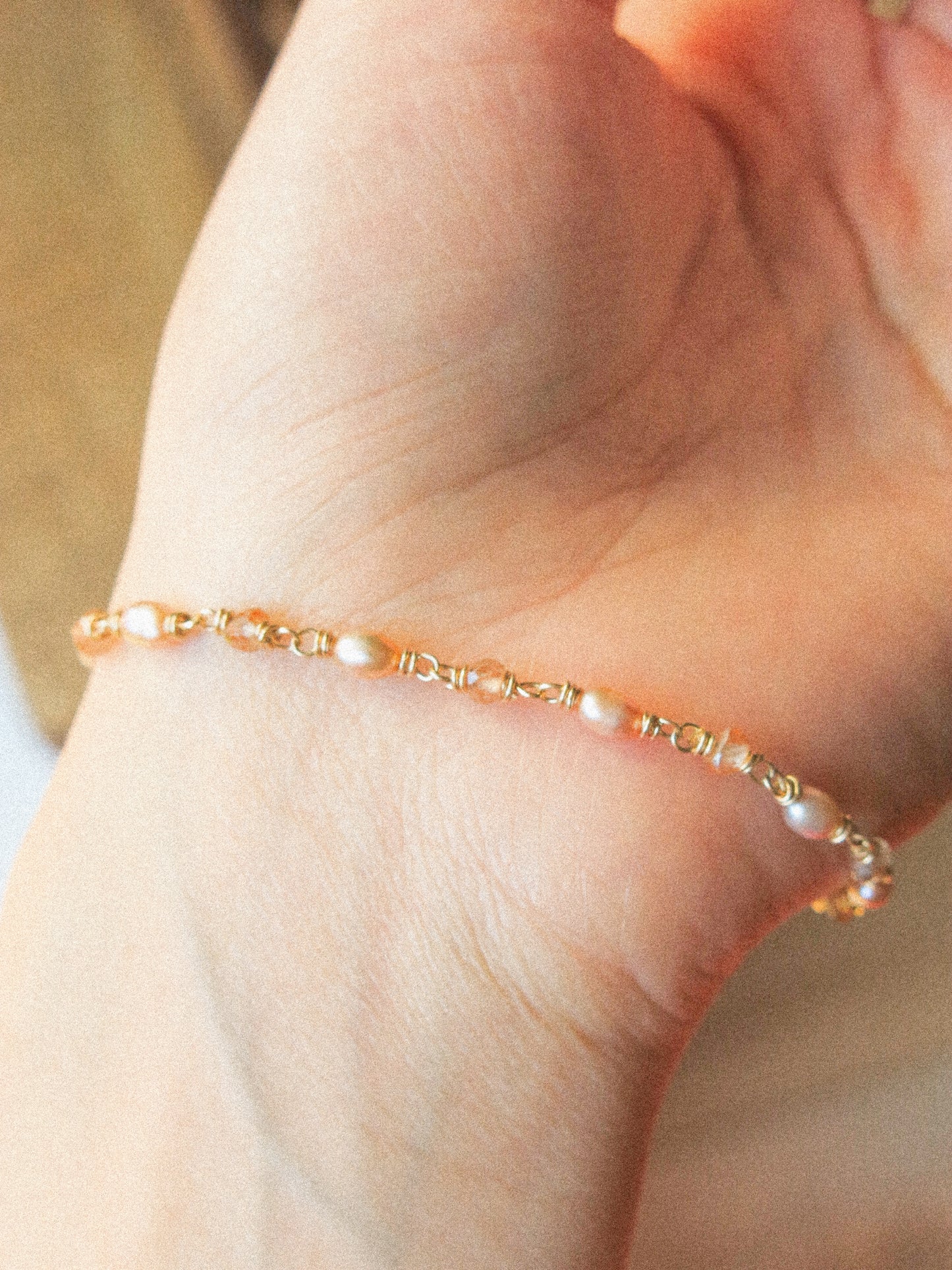 Pink Oval Pearl and Rose Champagne Zircon Delicate Bracelet