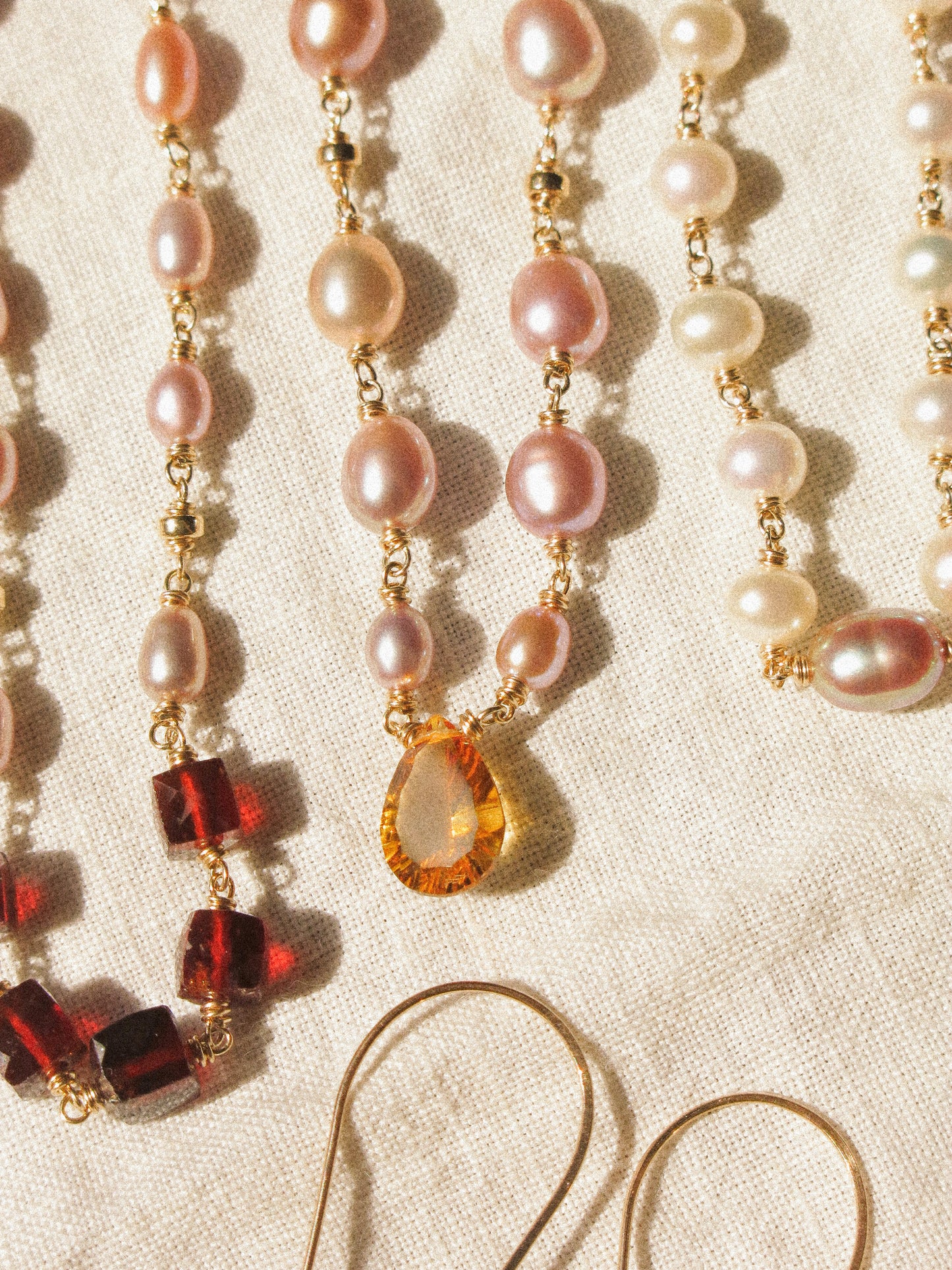 Rainbow Oval Pearl and Concave Cut Citrine Teardrop Delicate Choker Necklace in 14K Gold Fill