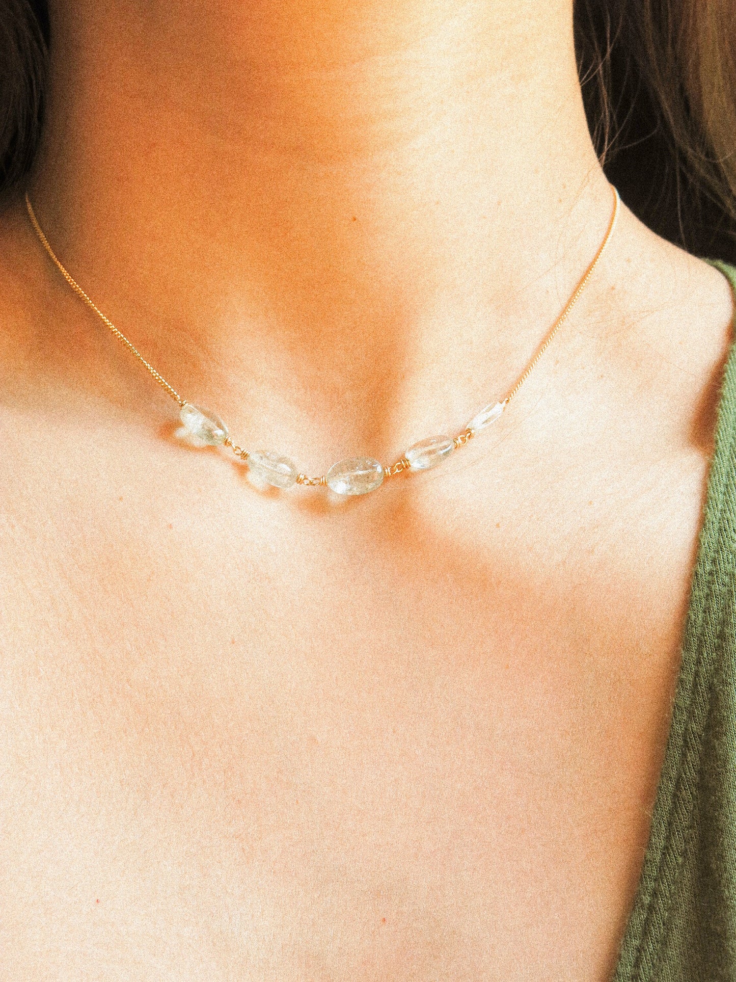 Smooth Oval Aquamarine Short Choker Necklace in 14K Gold Fill, March birthstone, Layering Necklace, Minimalist Jewelry, Translucent Gemstone