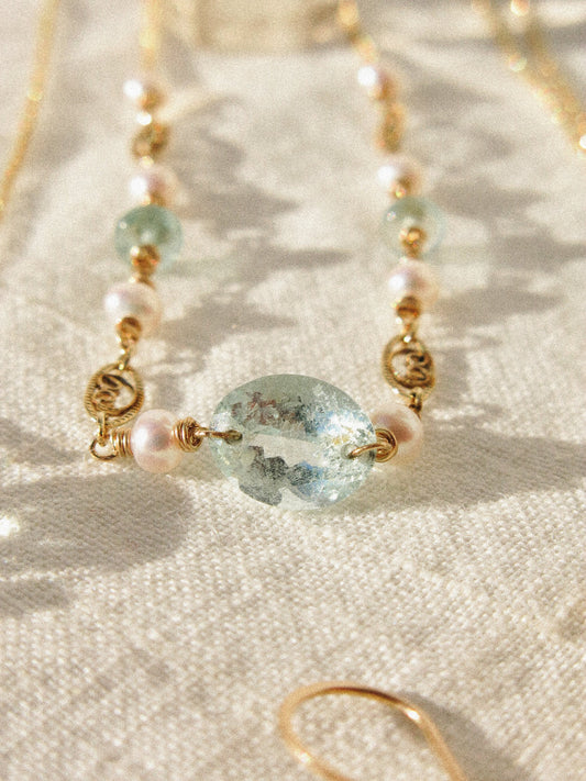Faceted Oval Aquamarine and white Pearl Delicate Choker Necklace in 14K Gold Fill, March Birthstone, Wire Wrapped Victorian-inspired jewelry