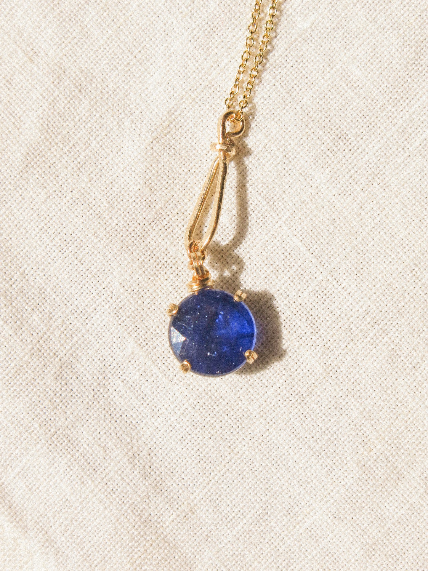 Prong Set Faceted Round Blue Sapphire Necklace with Hammered Teardrop Frame, 14K Gold Fill