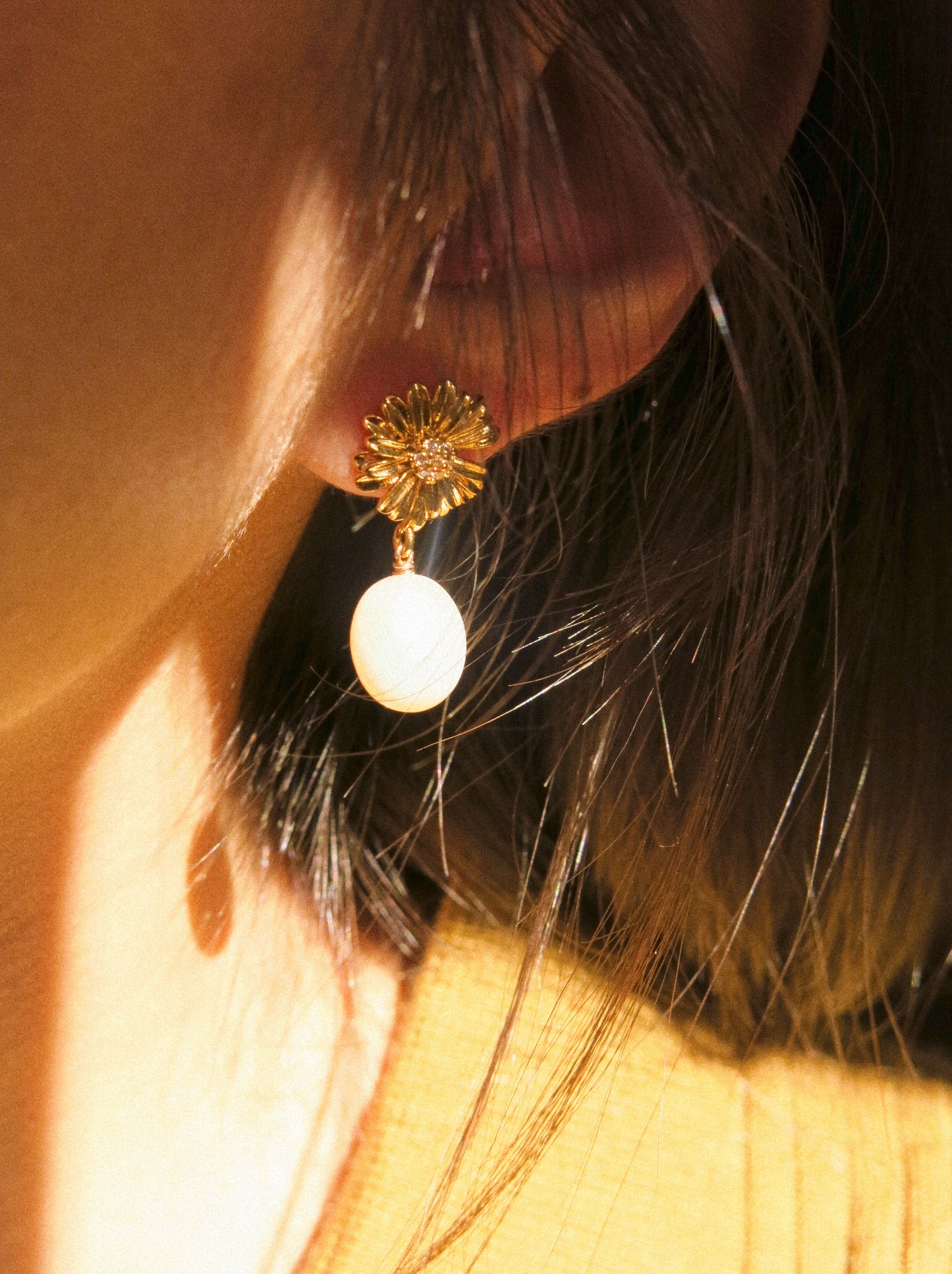 Large Oval White Pearl Earrings on Zirconia Daisy Stud, 925 Sterling Silver Post