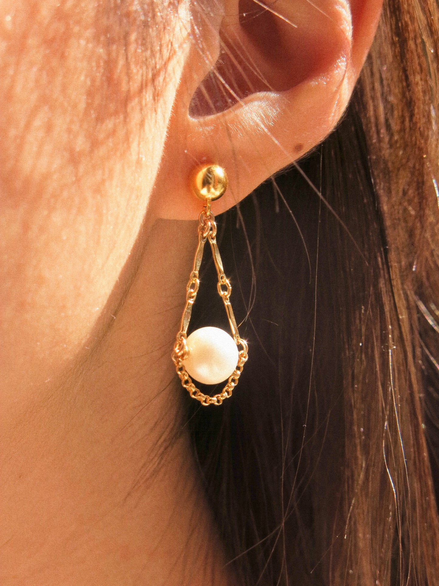 Florence Earrings, White Round Pearl and Dapped Bar on 6mm Ball Post, 14K Gold Fill