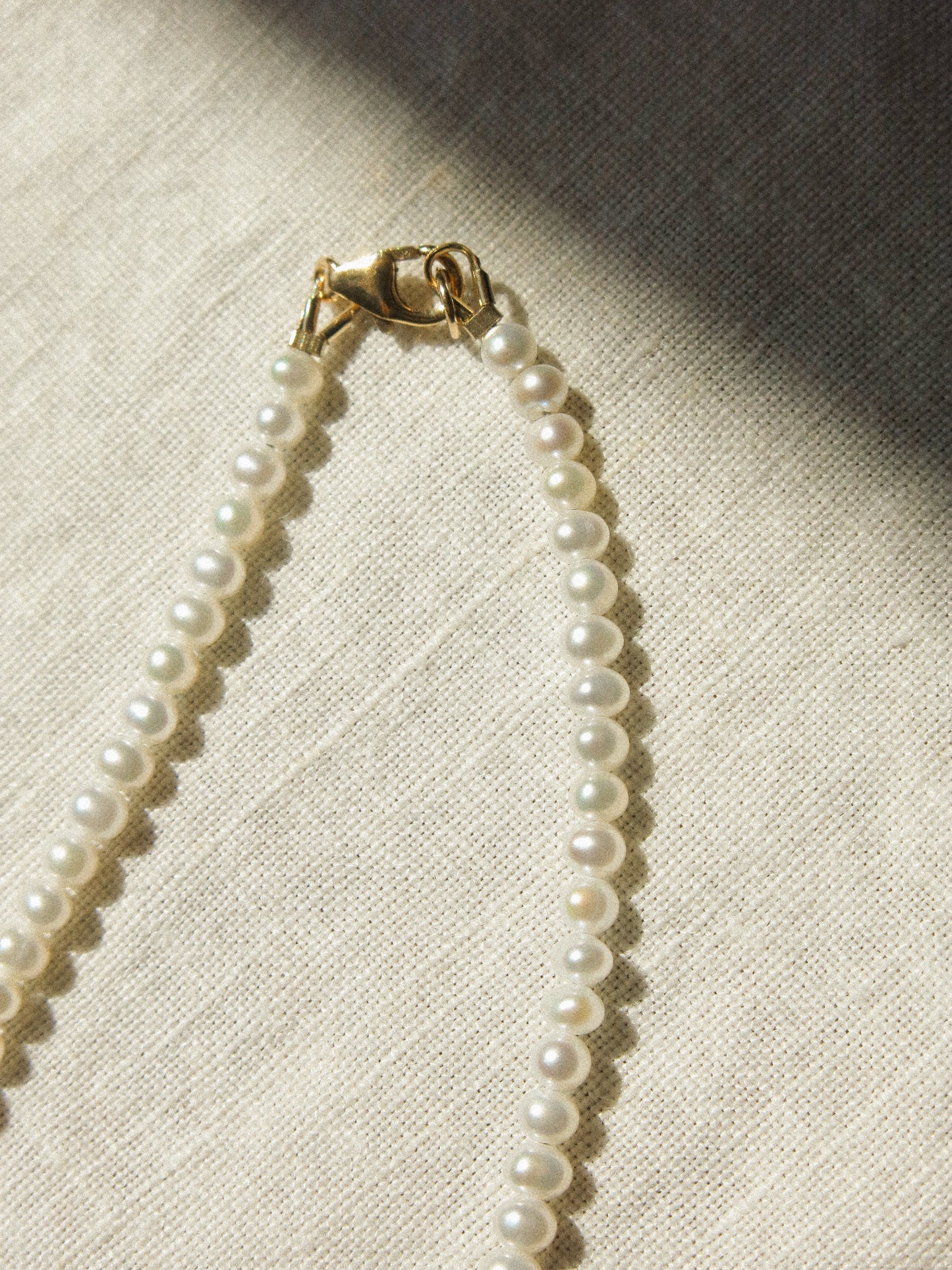 Yellow Green Apatite and White Pearl Strung Choker Necklace, 14.5", 14K Gold Fill