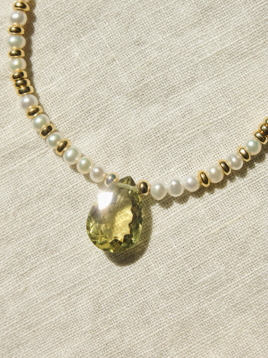 Yellow Green Apatite and White Pearl Strung Choker Necklace, 14.5", 14K Gold Fill
