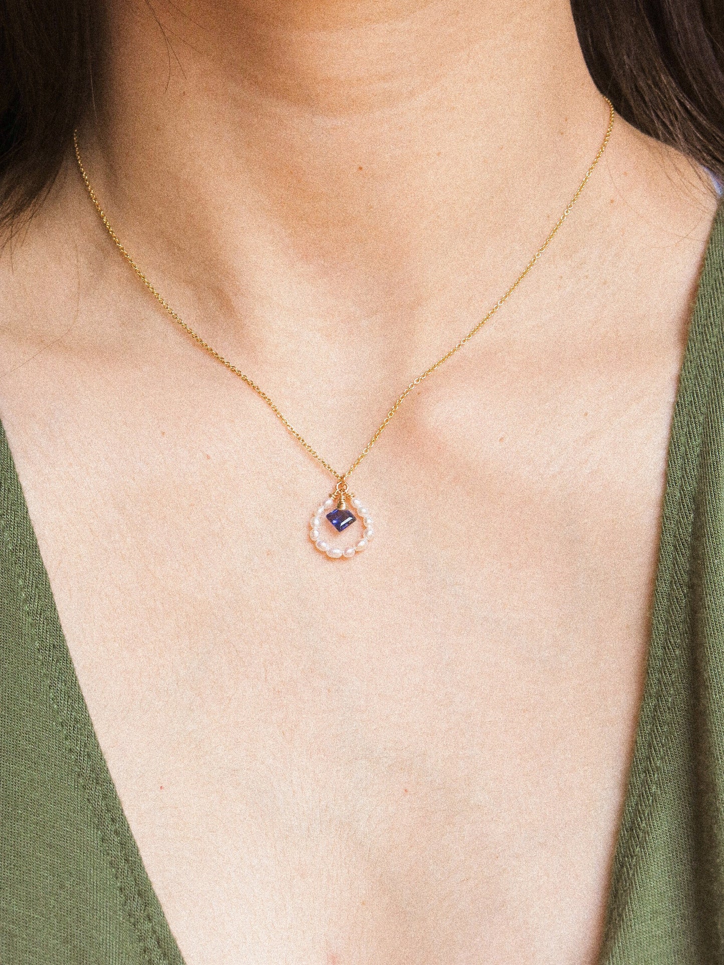 AAA White Pearl Frame with Faceted Iolite Diamond Square Pendant Necklace in 14K Gold Fill, March and June birthstone, Minimalist Jewelry